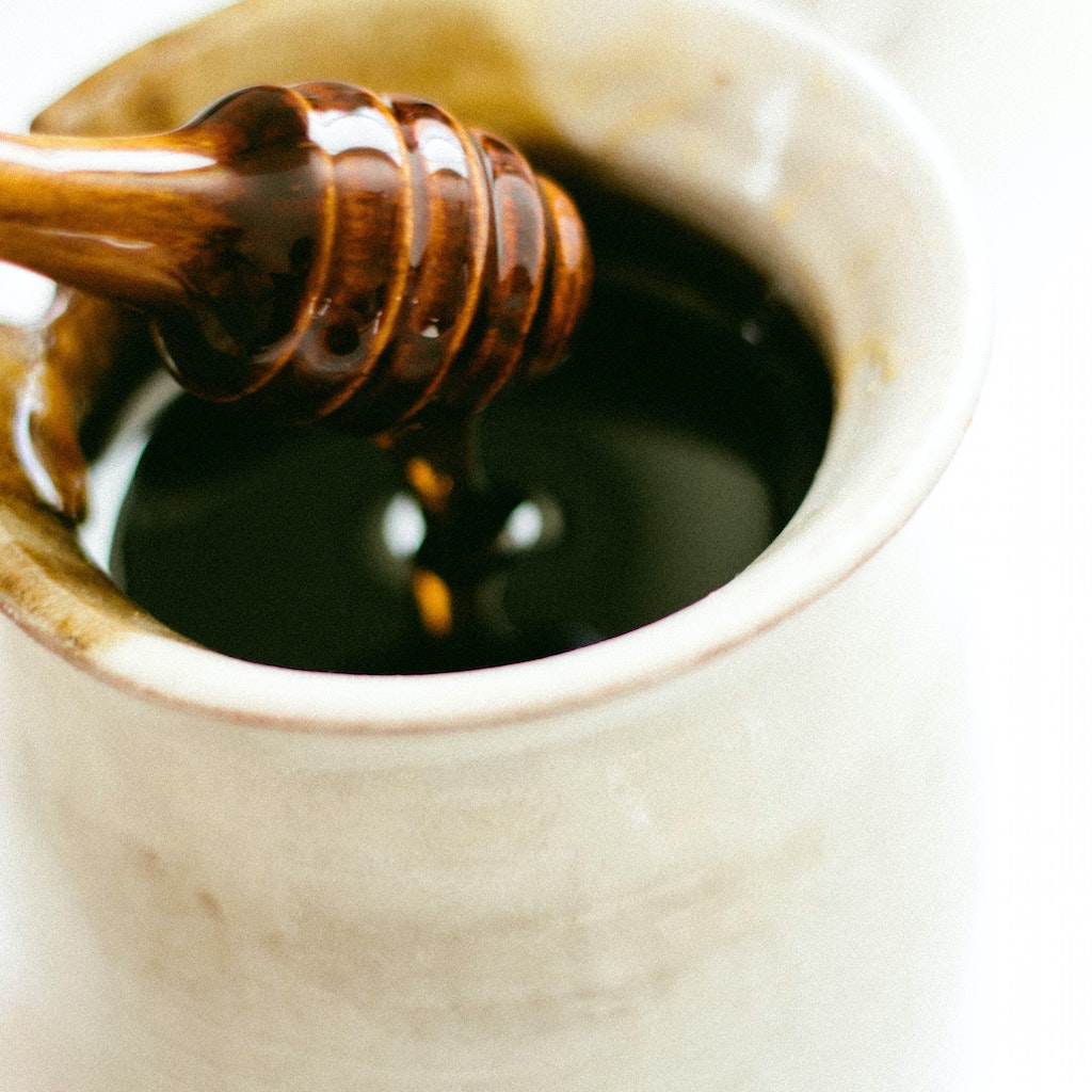 DIY: Easy Kitchen Cupboard Beauty Hacks